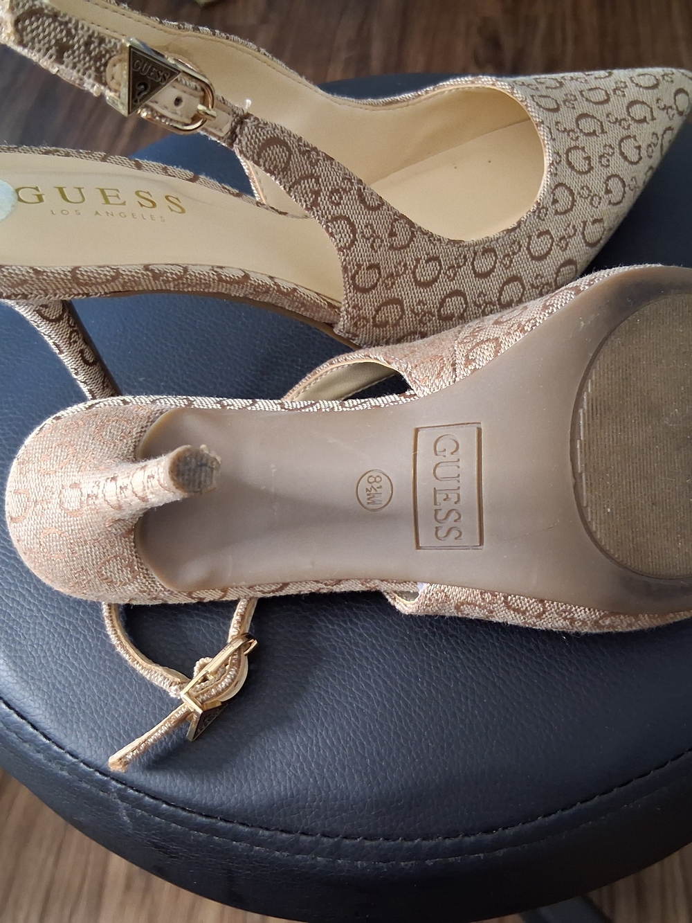 Guess Beige Monogram  ShoesGUESS Beige Monogram Slingback